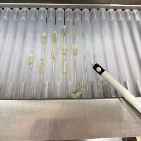 softgel-pill-manual-light-inspection-machine-with-vacuum-sucking-nozzle.png softgel-pill-manual-light-inspection-machine-with-vacuum-sucking-nozzle.png